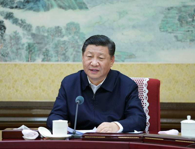 　　12月25日至26日，中共中央政治局召開民主生活會(huì)，中共中央總書記習(xí)近平主持會(huì)議并發(fā)表重要講話。 新華社記者 謝環(huán)馳 攝